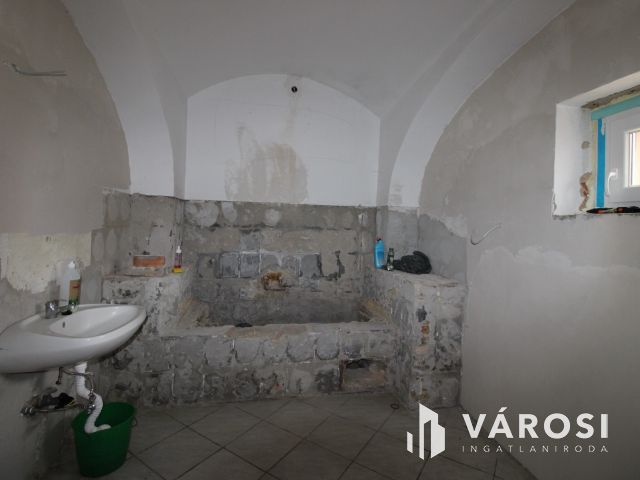 Családi okok miatt sürgősen eladó!