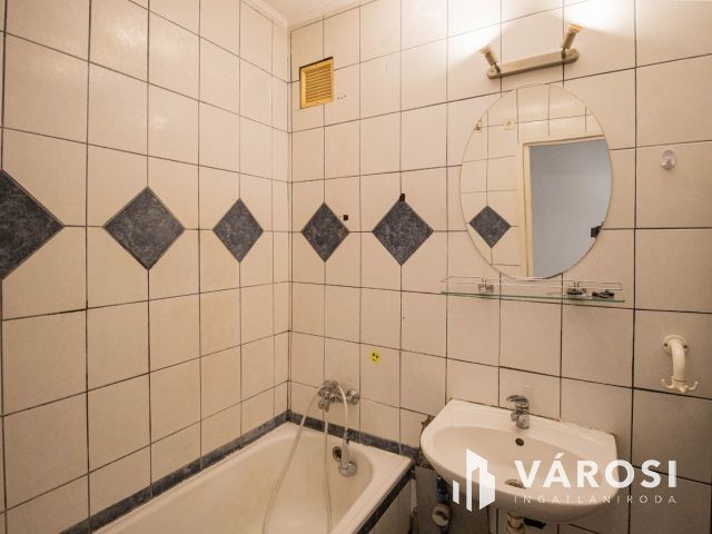 Tégla lakás eladó Győrben az Obihoz közel