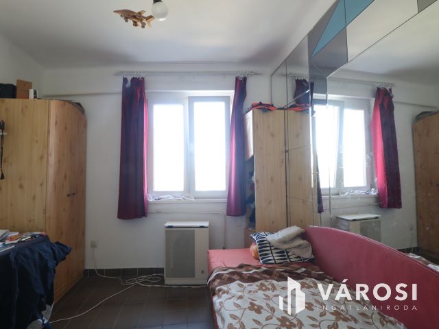 Kilátással a Kálvária térre.